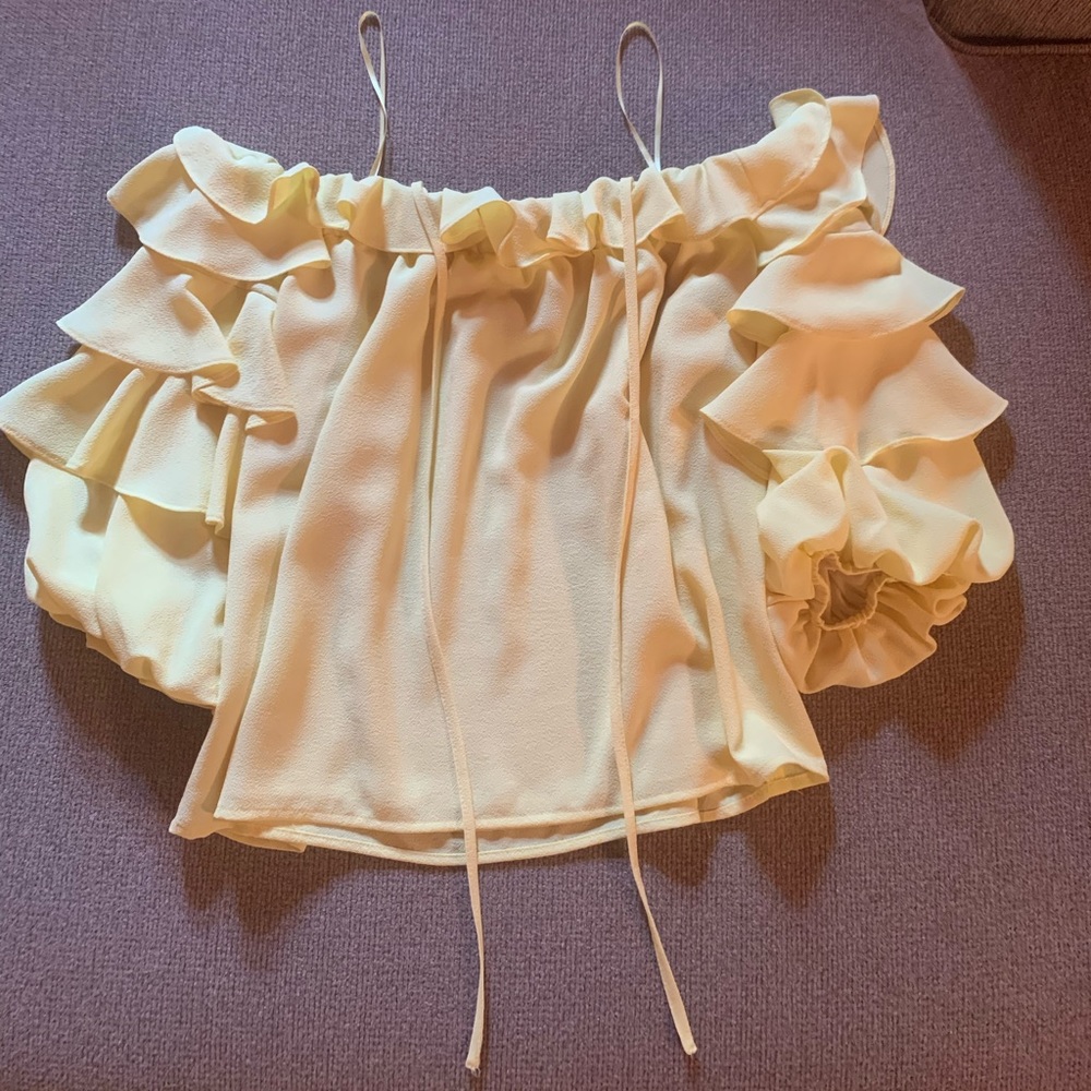 1. State Tiered Sleeve Off the Shoulder Yellow gorgeous top worn once like new